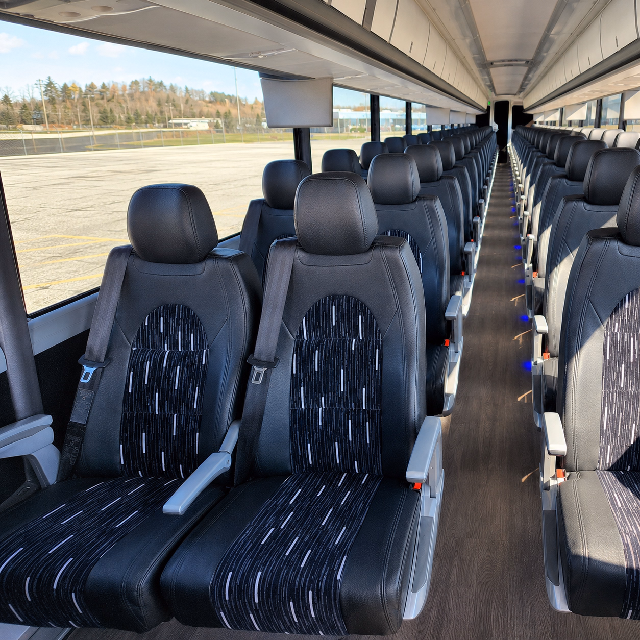 guest shuttles to matson vineyards and wedding venues around redding