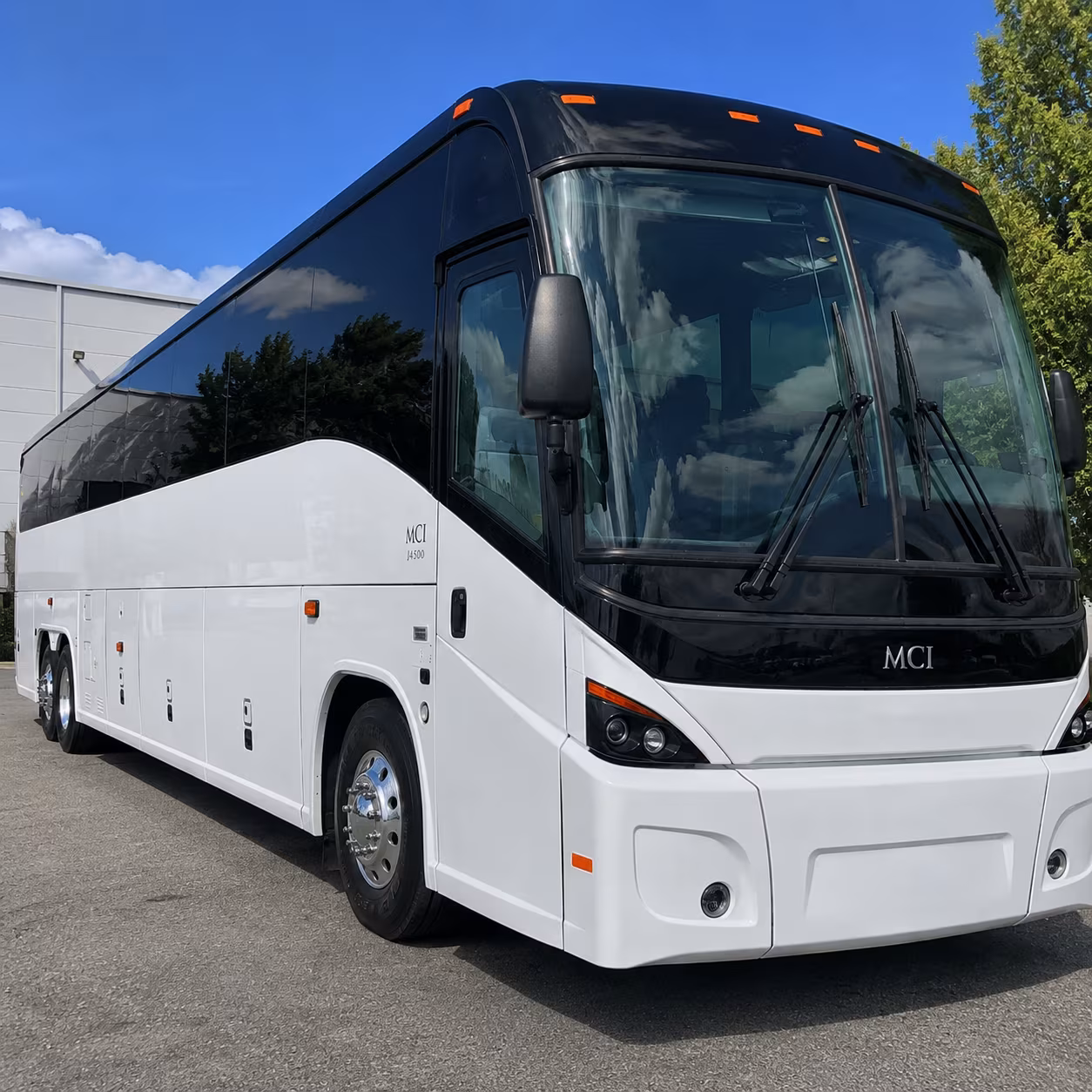 private charter buses for layovers in redding
