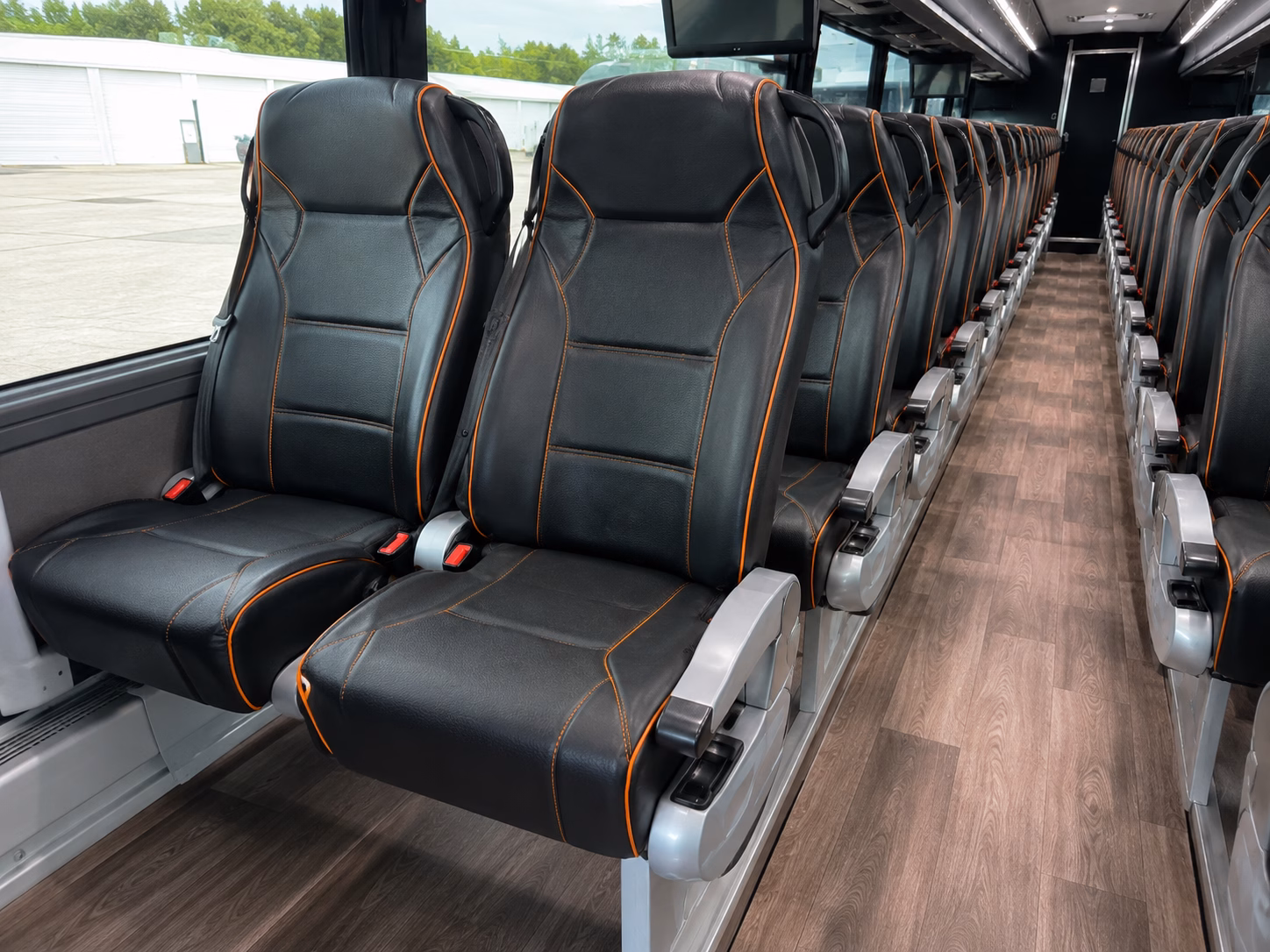 redding airport shuttle bus rentals for private groups